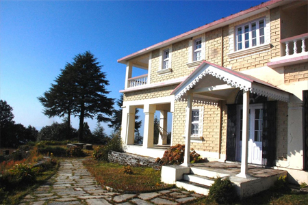 Binsar Hotels