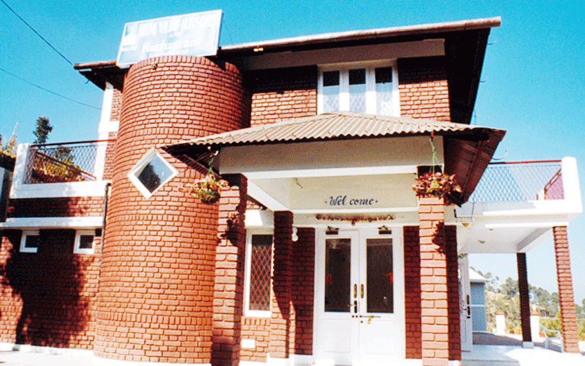 Himvadi Resort in Kausani