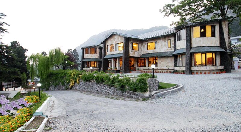 Shervani Hilltop Hotel in Nainital