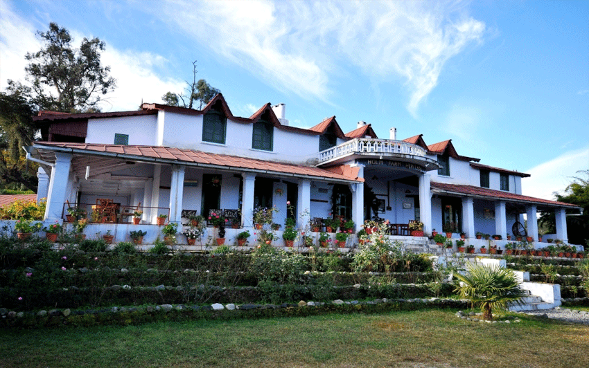 Holm Farm Heritage Hotel in Ranikhet