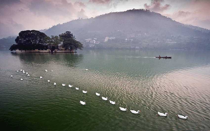 Bhimtal Lake in Nainital
